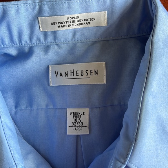 Van Heusen Dress Shirt Size 16 1/2 32/33 (Large) Light Blue - Picture 4 of 4